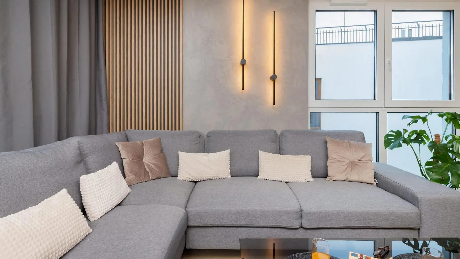 Apartment With Two Bedrooms, Balcony, Parking And Access To Sauna In Gdansk By Noclegi Renters Polska